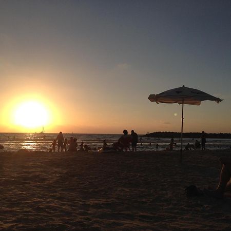 Cosy Room Near Idc & Center- Herzliya Homestay エクステリア 写真