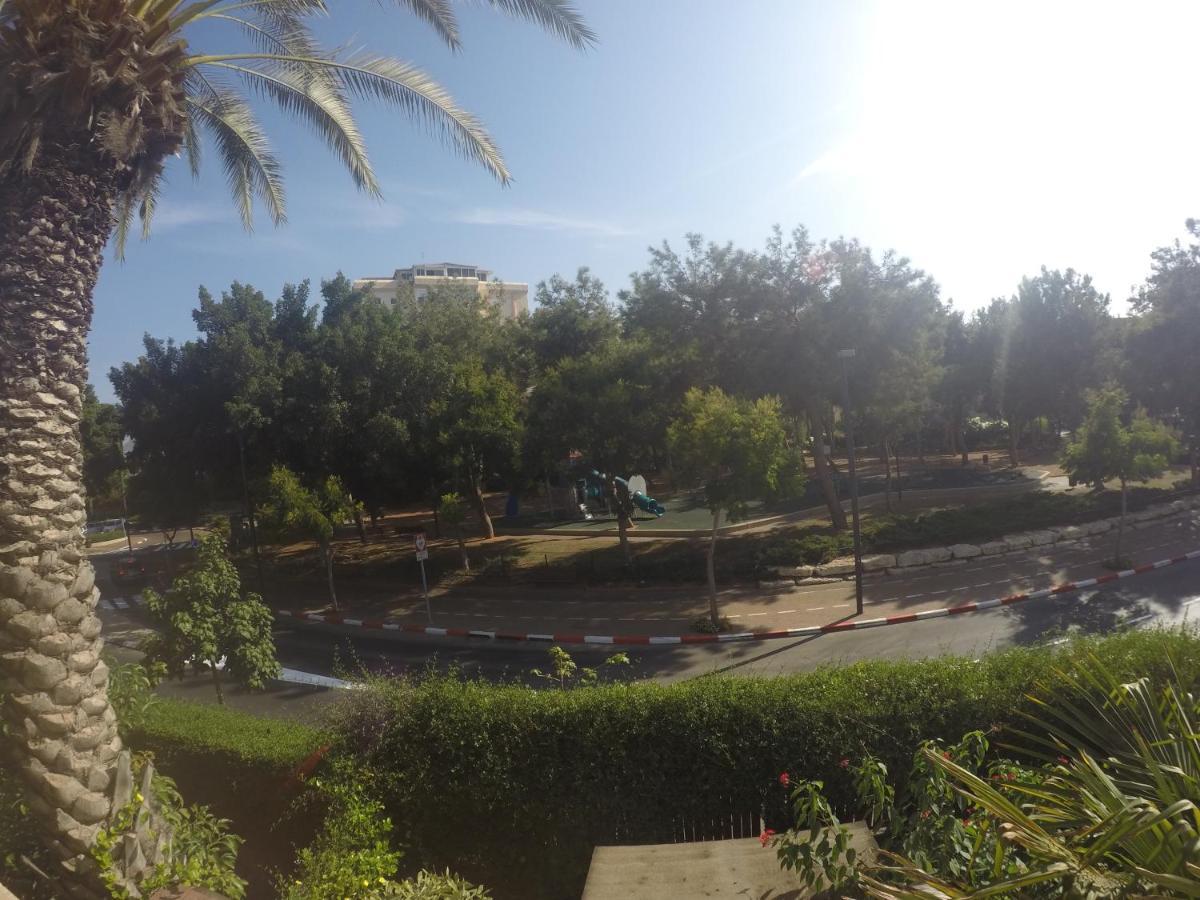 Cosy Room Near Idc & Center- Herzliya Homestay エクステリア 写真